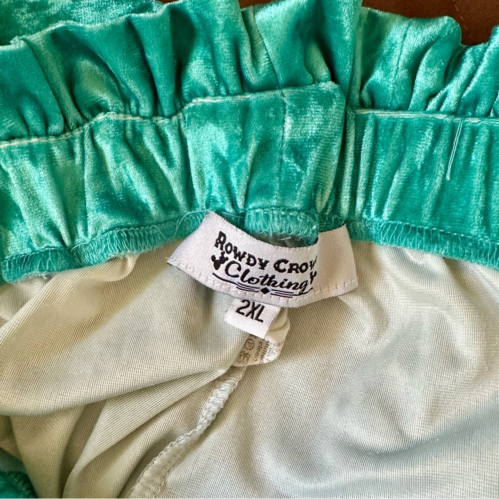 Turquoise ROWDY CROWD velvet shorts 2XL - Picture 3 of 4